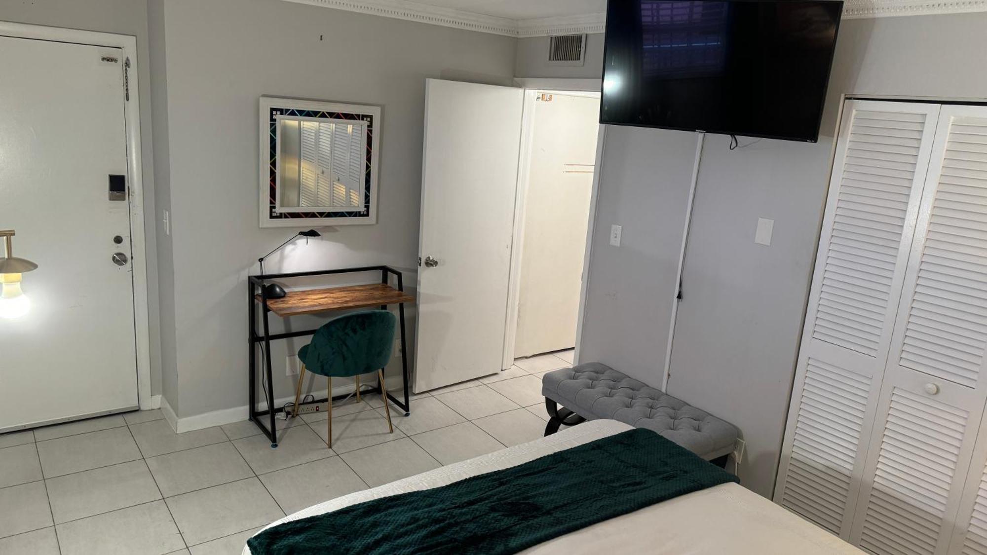 Fort Lauderdale Elegant Room Rental With Private Bath And Entrance Buitenkant foto